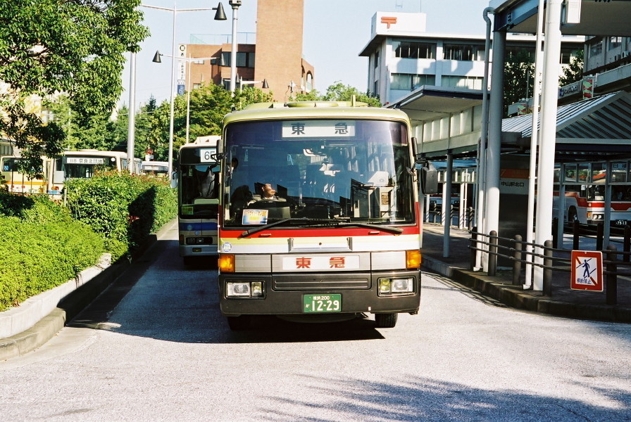 東急バス（路線・貸切兼用車）、三菱U-MP618P改（エアロスターK