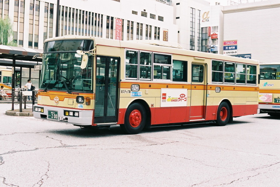 神奈川中央交通1996年式、日産ディーゼルKC-UA460LSN改（富士